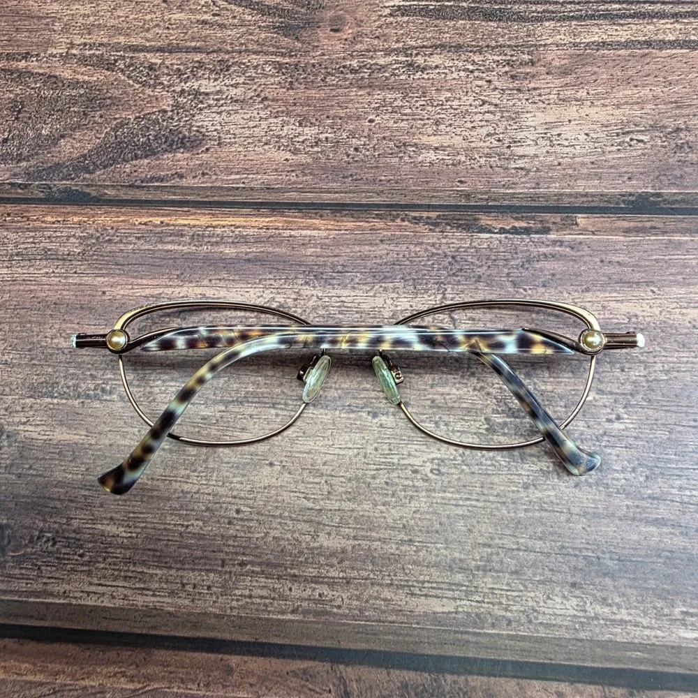 Tura R538 DBR Dark Brown Cat Eye Eyeglasses 52-15-135 Pearl Accent Frames